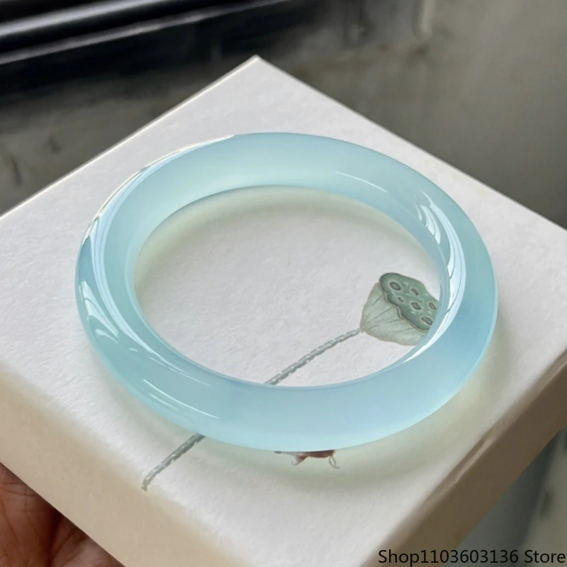 High Ice Milk Blue Sky Blue and White Bracelet Women's Girl Wangfu Bracelet Blue Jade Jewelry
High Ice Milk Blue Sky Blue and White Bracelet Women's Girl Wangfu Bracelet Blue Jade Jewelry