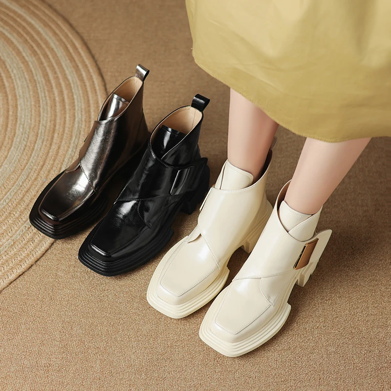 Metal Decoration High Platform Women's Ankle Boots Fashion Square Toe Thick Heels Woman Short Boots Autumn New Ladies High Heels
Metal Decoration High Platform Women's Ankle Boots Fashion Square Toe Thick Heels Woman Short Boots Autumn New Ladies High Heels