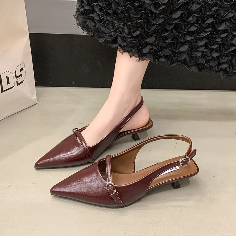 Pointed Toe Buckle Strap PU Fashion Women's Sandals 2025 Summer New Advanced Sense Solid Baotou Stiletto Heel Dress Sandals
Pointed Toe Buckle Strap PU Fashion Women's Sandals 2025 Summer New Advanced Sense Solid Baotou Stiletto Heel Dress Sandals