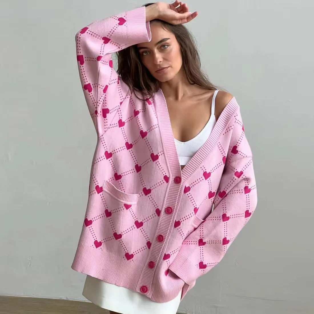 Осенне-зимний кардиган с вышивкой в виде сердечек, разноцветный, свободного кроя, вязаный, женский, милый, уютный, вязаный жакет
Осенне-зимний кардиган с вышивкой в виде сердечек, разноцветный, свободного кроя, вязаный, женский, милый, уютный, вязаный жакет