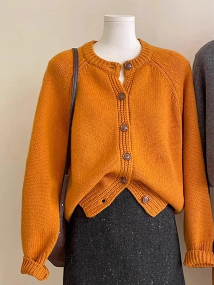Orange Loose Brown Button Cardigan Women'S 2024 Winter New Versatile Sweet Temperament Chic Knit Sweater
Orange Loose Brown Button Cardigan Women'S 2024 Winter New Versatile Sweet Temperament Chic Knit Sweater