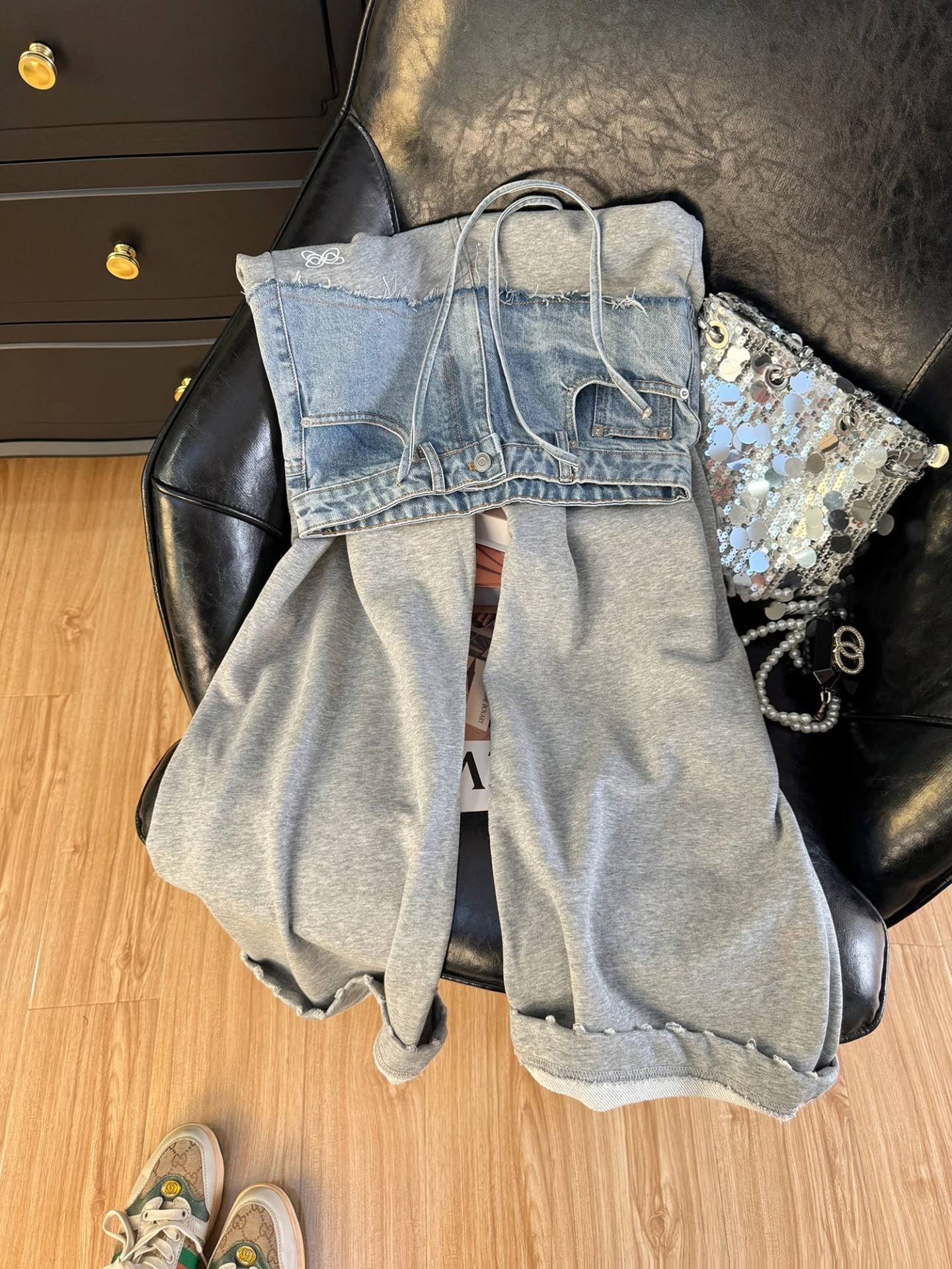 American Style High Waist Wide Leg Jeans Loose Fit Men's Spring Autumn High Waist Slimming Loose Wide Leg Pants
American Style High Waist Wide Leg Jeans Loose Fit Men's Spring Autumn High Waist Slimming Loose Wide Leg Pants