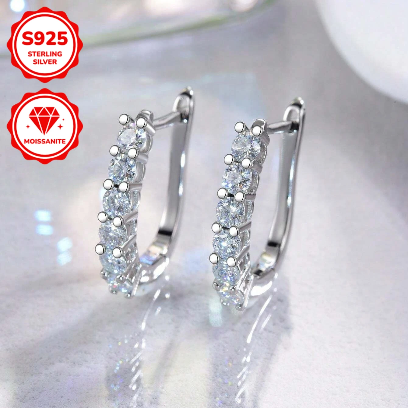 1pair 0.18/0.6Carat Exquisitely Crafted 925 Sterling Silver Round Moissanite Hoop Earrings: A Matchless Gift for Lovers.
1pair 0.18/0.6Carat Exquisitely Crafted 925 Sterling Silver Round Moissanite Hoop Earrings: A Matchless Gift for Lovers.