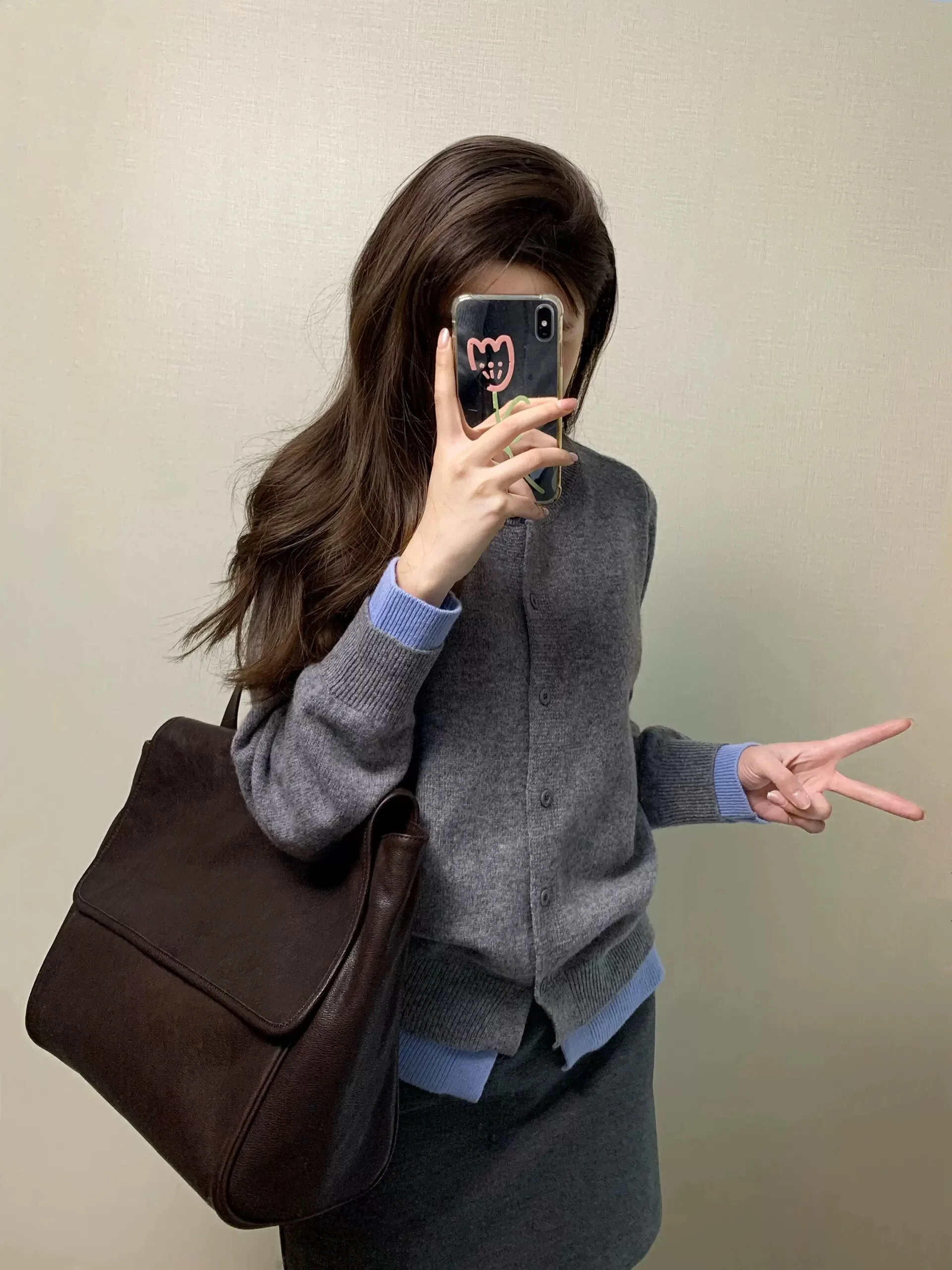 plus Size Soft Knitted Grey Sweater Coat Women Casual Versatile Open Cardigan Top Large Size Comfortable Spring Autumn Wear
plus Size Soft Knitted Grey Sweater Coat Women Casual Versatile Open Cardigan Top Large Size Comfortable Spring Autumn Wear