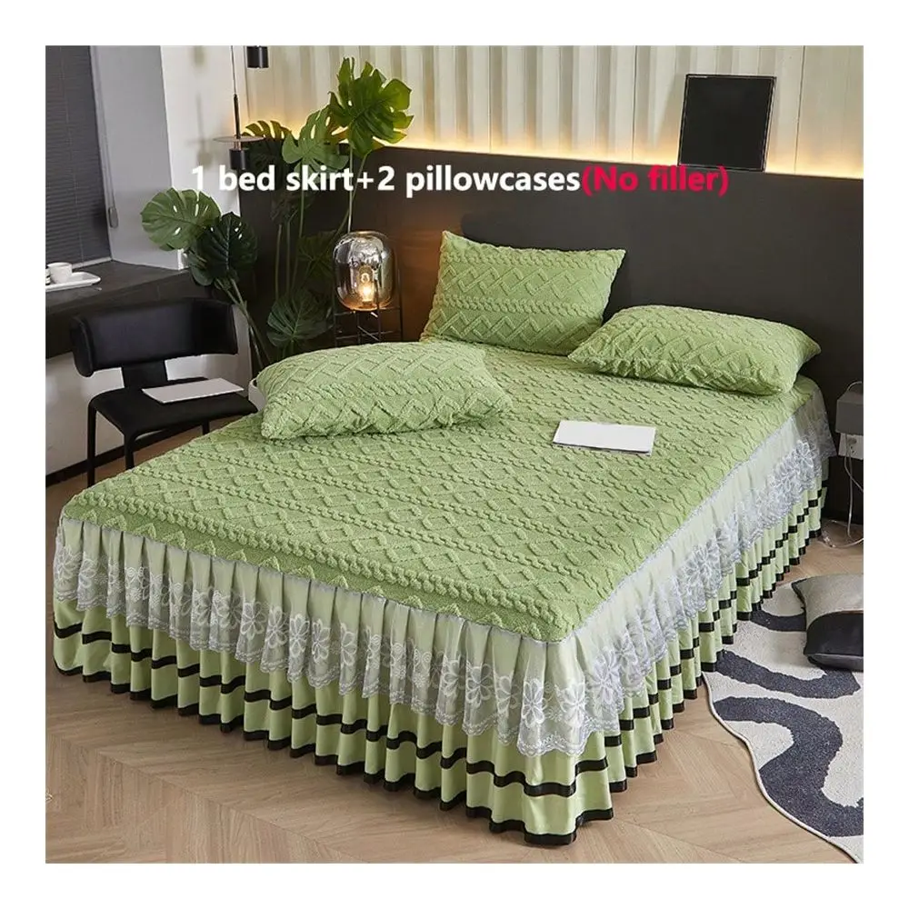 Microfiber Lace Bedding Set 1pc Bed Skirt 2pcs Pillow Shams, Elegant Lace Trim Design, MoistureWicking, Breathable, WrinkleResi
Microfiber Lace Bedding Set 1pc Bed Skirt 2pcs Pillow Shams, Elegant Lace Trim Design, MoistureWicking, Breathable, WrinkleResi