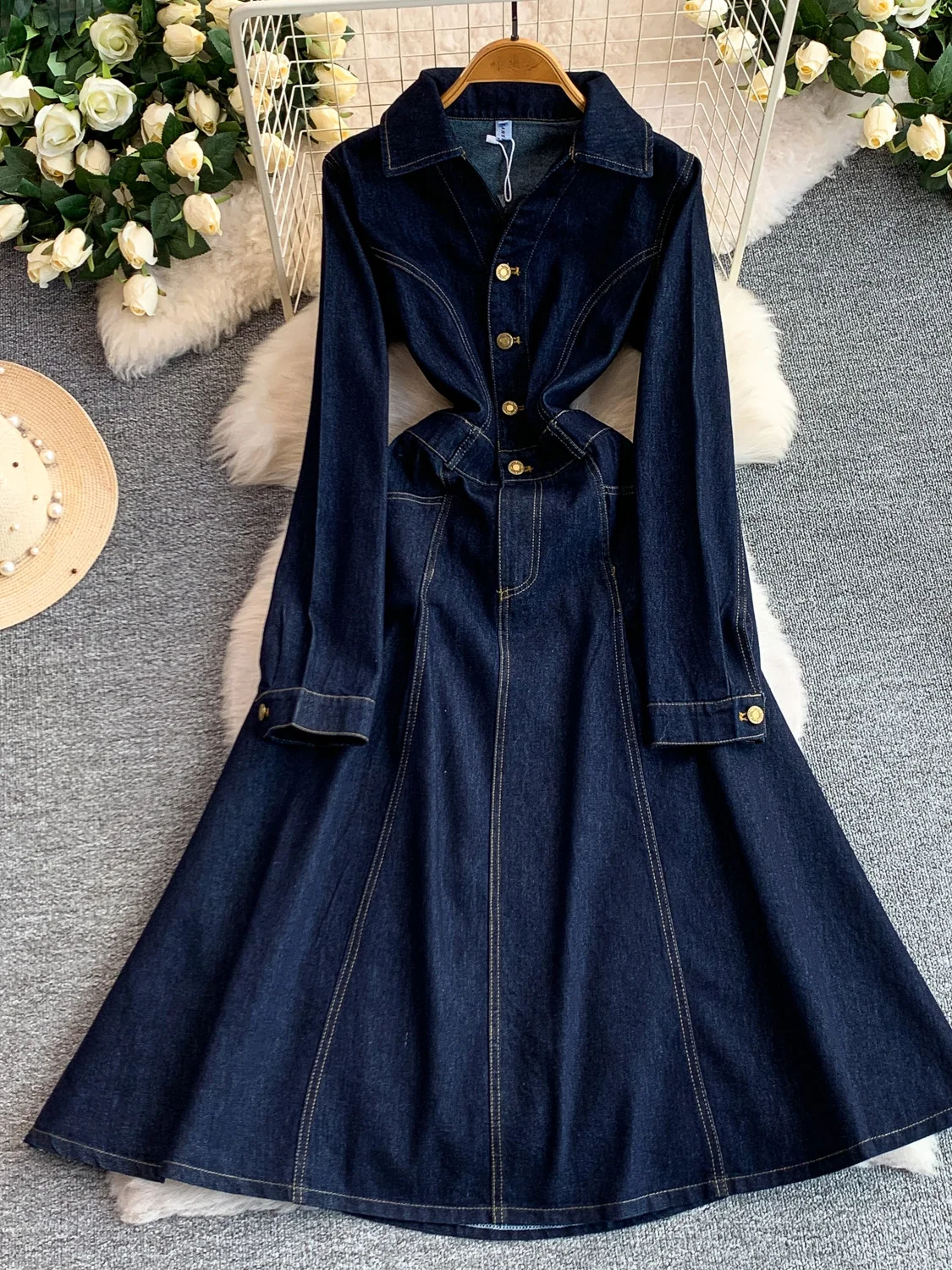 Retro Deep Blue Denim Single Button Stand Collar Dress Women Casual Loose Slimming Hip Covering Long Skirt A-Line Midi Dress
Retro Deep Blue Denim Single Button Stand Collar Dress Women Casual Loose Slimming Hip Covering Long Skirt A-Line Midi Dress