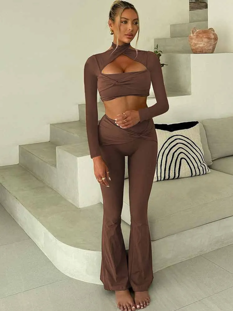 BKQU сексуальный ажурный комплект из 2 предметов, женский укороченный топ с длинными рукавами и расклешенные брюки, костюм, осенняя мода, наряд для ночного клуба Y2k
BKQU сексуальный ажурный комплект из 2 предметов, женский укороченный топ с длинными рукавами и расклешенные брюки, костюм, осенняя мода, наряд для ночного клуба Y2k