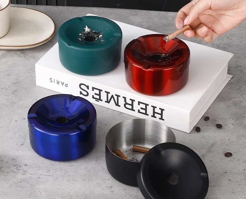 Nordic stainless steel ashtray with lid, European ins home windproof gift advanced sense
Nordic stainless steel ashtray with lid, European ins home windproof gift advanced sense