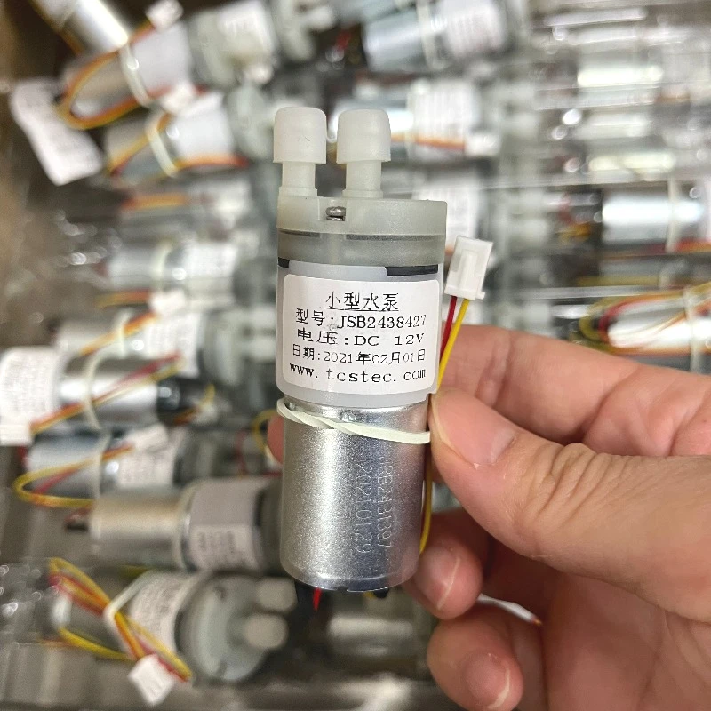 DC 12 В TCS JSB2438427 Micro 370 Щеточный двигатель из драгоценного металла Водяной насос Самовсасывающий мембранный тихий насос для воды для диспенсера
DC 12 В TCS JSB2438427 Micro 370 Щеточный двигатель из драгоценного металла Водяной насос Самовсасывающий мембранный тихий насос для воды для диспенсера