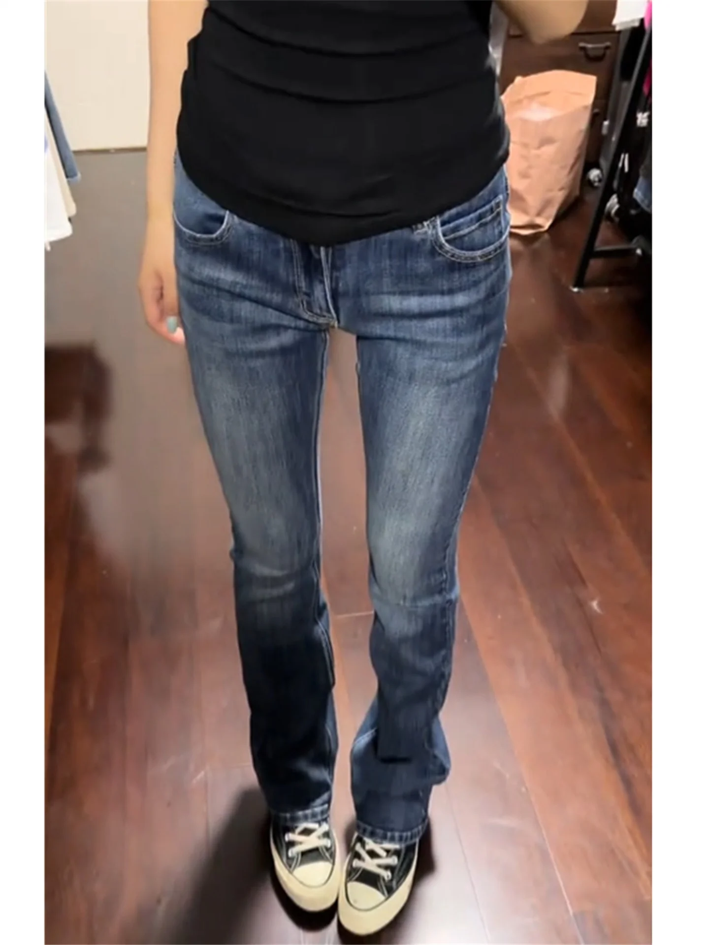 Slim Fit Low Waist Bell Bottom Denim Jeans Women's Summer Long Floor Length Tightening Pants Casual Cotton Stretchable
Slim Fit Low Waist Bell Bottom Denim Jeans Women's Summer Long Floor Length Tightening Pants Casual Cotton Stretchable