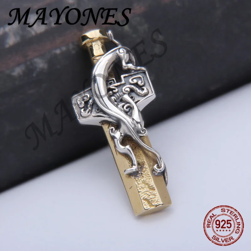 S925 Pure Silver Retro Creative Totem Sword Pendant Men's Personalized And Domineering Jewelry
S925 Pure Silver Retro Creative Totem Sword Pendant Men's Personalized And Domineering Jewelry