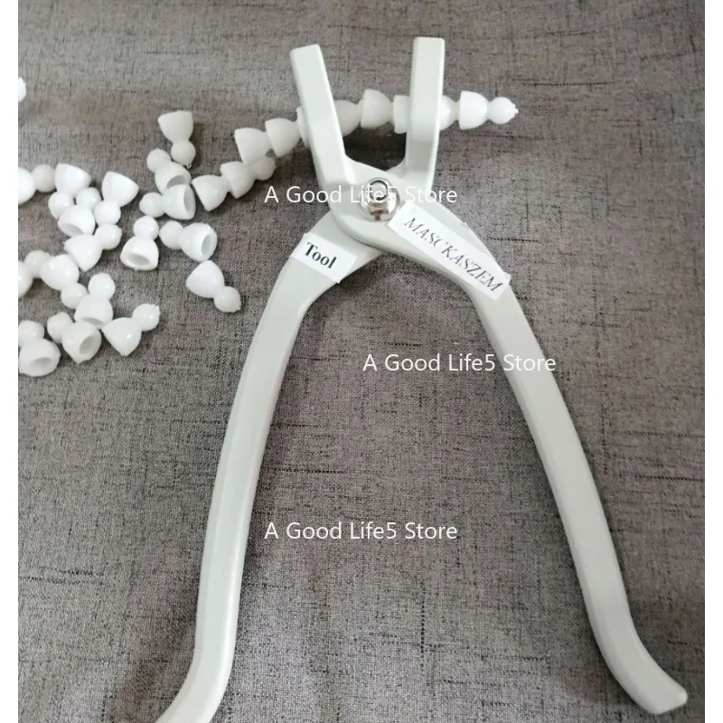 One Pliers Dual-use Skeleton Keel Disassembly Tool, Doll Eyes, Nose Joint Installation Tool, Machine Fastening Tool
One Pliers Dual-use Skeleton Keel Disassembly Tool, Doll Eyes, Nose Joint Installation Tool, Machine Fastening Tool