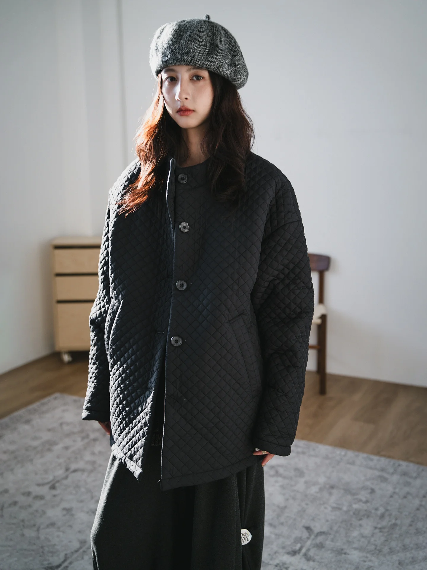 Thiened Cotton Jaet Women's Loose Fit Stand Collar Emed Design Warm Not Puffy Winter Outerwear Korean Sle Long Sve
Thiened Cotton Jaet Women's Loose Fit Stand Collar Emed Design Warm Not Puffy Winter Outerwear Korean Sle Long Sve