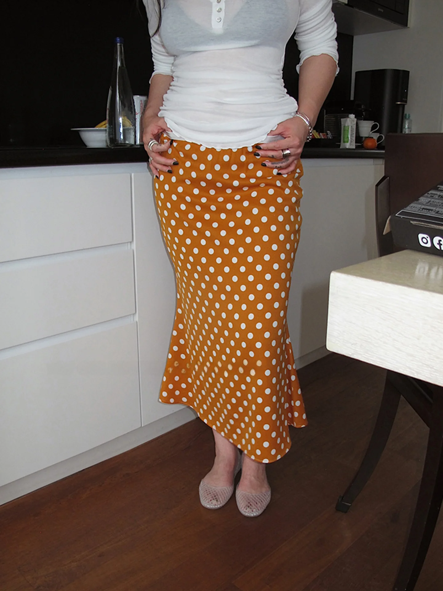 Women's Polka Dot Micro Flared Fish Tail Midi Skirt Elastic Waist Slimming Spring Summer New Style Printed Straight Tube Skirt
Women's Polka Dot Micro Flared Fish Tail Midi Skirt Elastic Waist Slimming Spring Summer New Style Printed Straight Tube Skirt