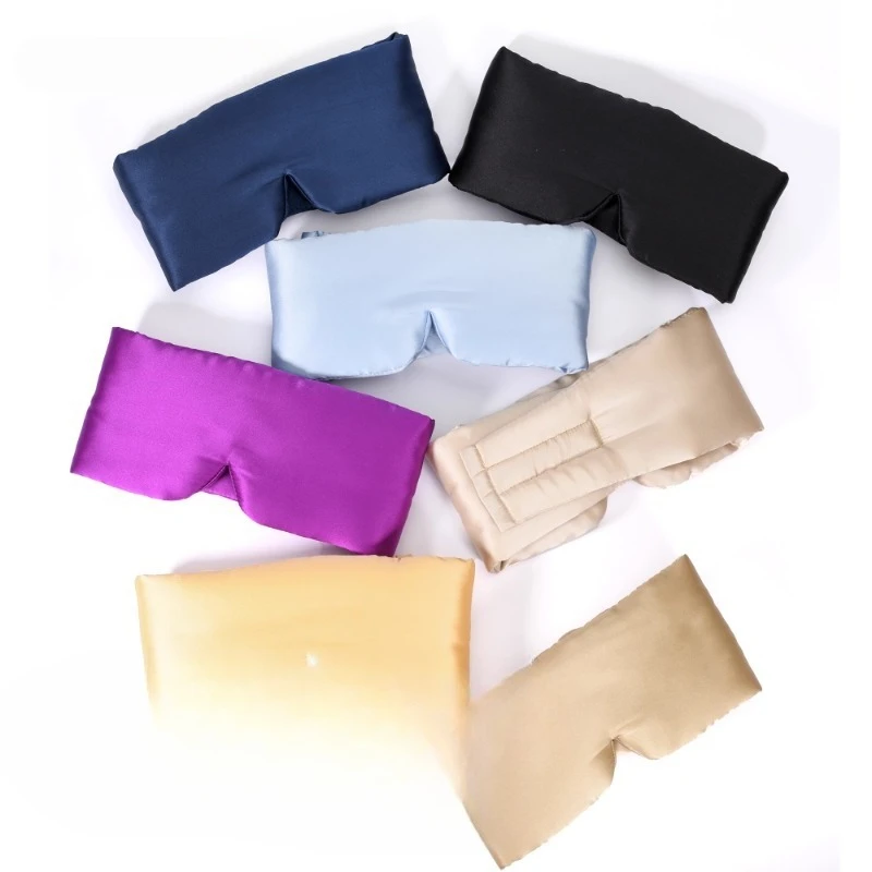 Silk blindfold for sleep, surrounding noise reduction and shading can be adjusted
Silk blindfold for sleep, surrounding noise reduction and shading can be adjusted