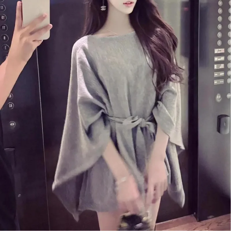 Korean Style Lace-up Cape Shawl Sweater Jacket Autumn and Winter New Lazy Style High-end Knitted Top
Korean Style Lace-up Cape Shawl Sweater Jacket Autumn and Winter New Lazy Style High-end Knitted Top