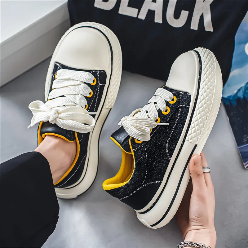 Новая осенняя мужская повседневная обувь на плоской подошве, уличная удобная дышащая обувь для бега, модные сетчатые резиновые противоскользящие мужские кроссовки
Новая осенняя мужская повседневная обувь на плоской подошве, уличная удобная дышащая обувь для бега, модные сетчатые резиновые противоскользящие мужские кроссовки