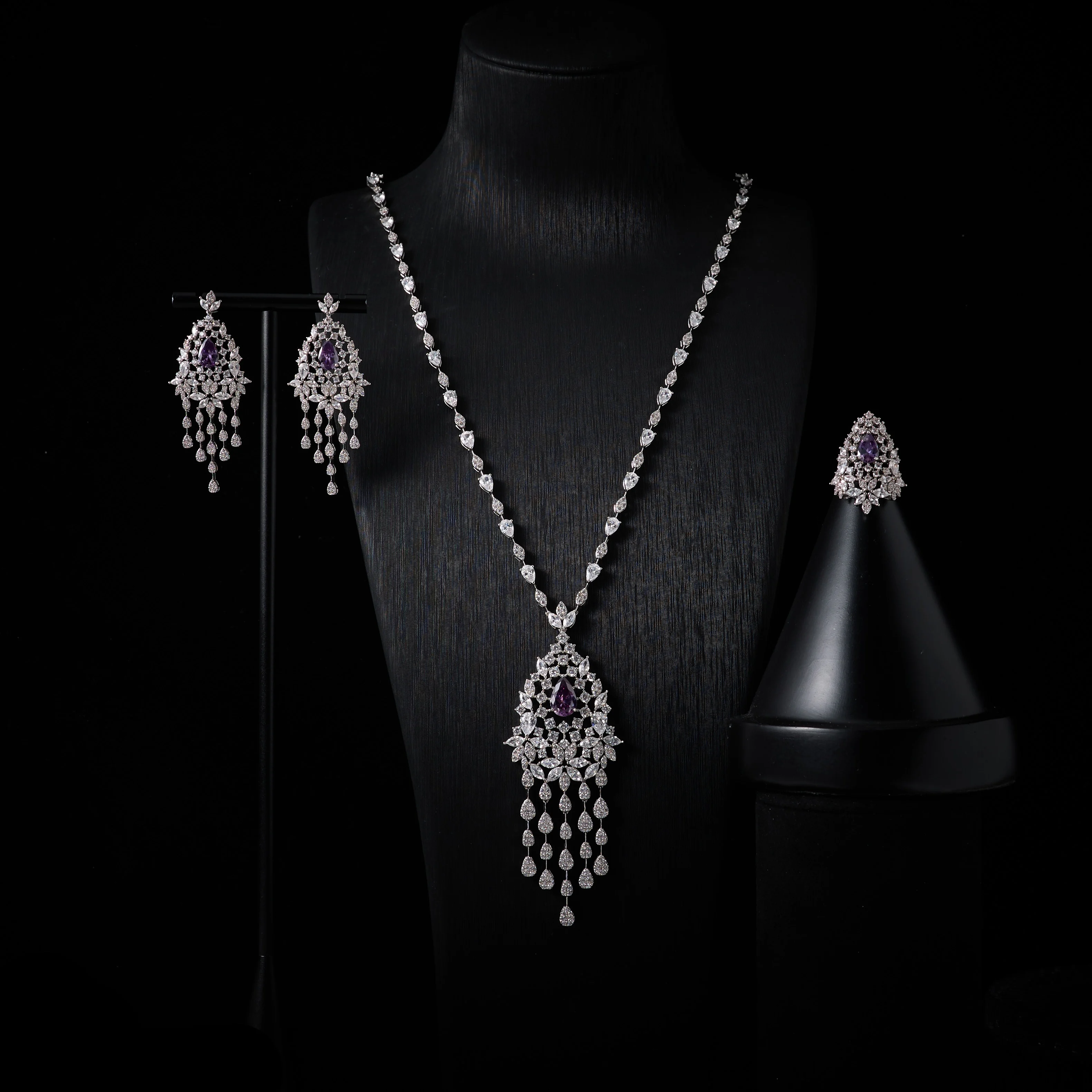IN JEWELIFE Luxury Tassel Color Jewelry Set Women Cubic Zirconia Jewellery for Woman Wedding Party Elegant Long Necklace Sets
IN JEWELIFE Luxury Tassel Color Jewelry Set Women Cubic Zirconia Jewellery for Woman Wedding Party Elegant Long Necklace Sets