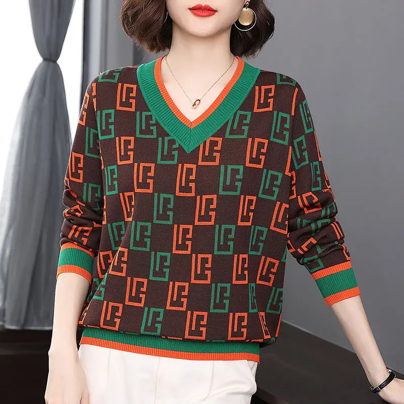Loose Casual Vintage Sweaters Spring Autumn Y2k Clothing Long Sleeve V-Neck Panelled Letter Fashion Women Knitted Pullovers 2022
Loose Casual Vintage Sweaters Spring Autumn Y2k Clothing Long Sleeve V-Neck Panelled Letter Fashion Women Knitted Pullovers 2022