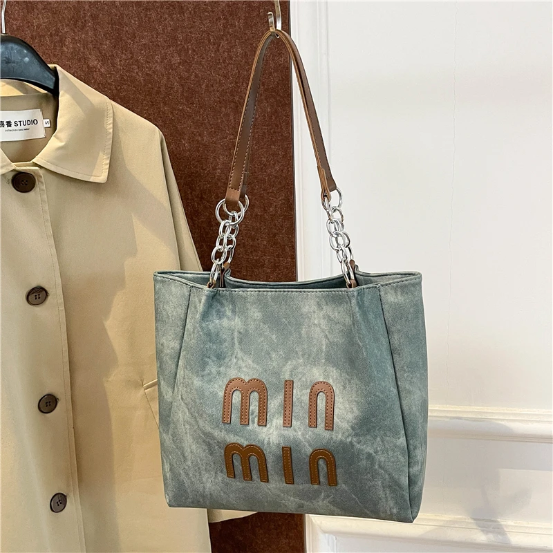 Женская роскошная кожаная сумка через плечо, элегантная модная элитная сумка-тоут, повседневная сумка через плечо
Женская роскошная кожаная сумка через плечо, элегантная модная элитная сумка-тоут, повседневная сумка через плечо