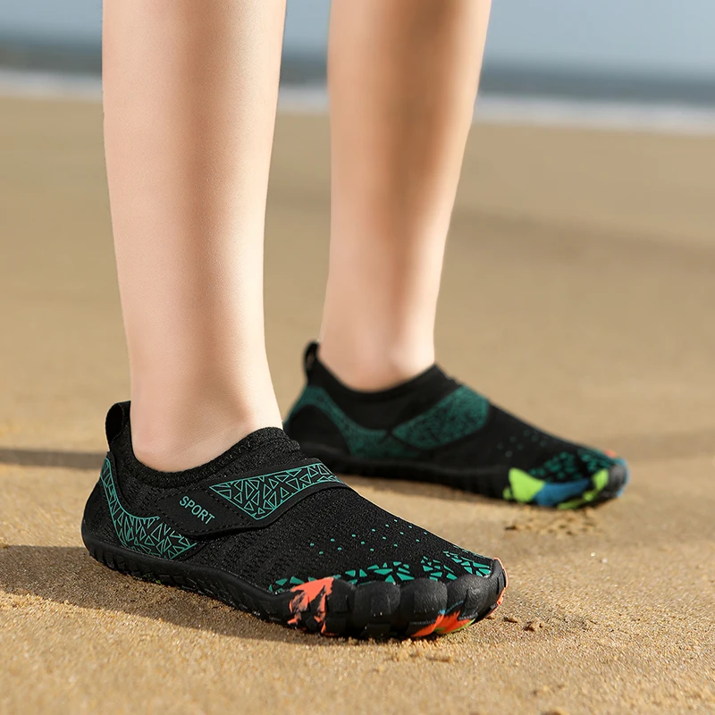 Little/Big Kids Aqua Shoes Boys Girls Barefoot Water Shoes Quick-Dry Drainage Diving Surfing Swim Shoes Children Wading Sneakers
Little/Big Kids Aqua Shoes Boys Girls Barefoot Water Shoes Quick-Dry Drainage Diving Surfing Swim Shoes Children Wading Sneakers