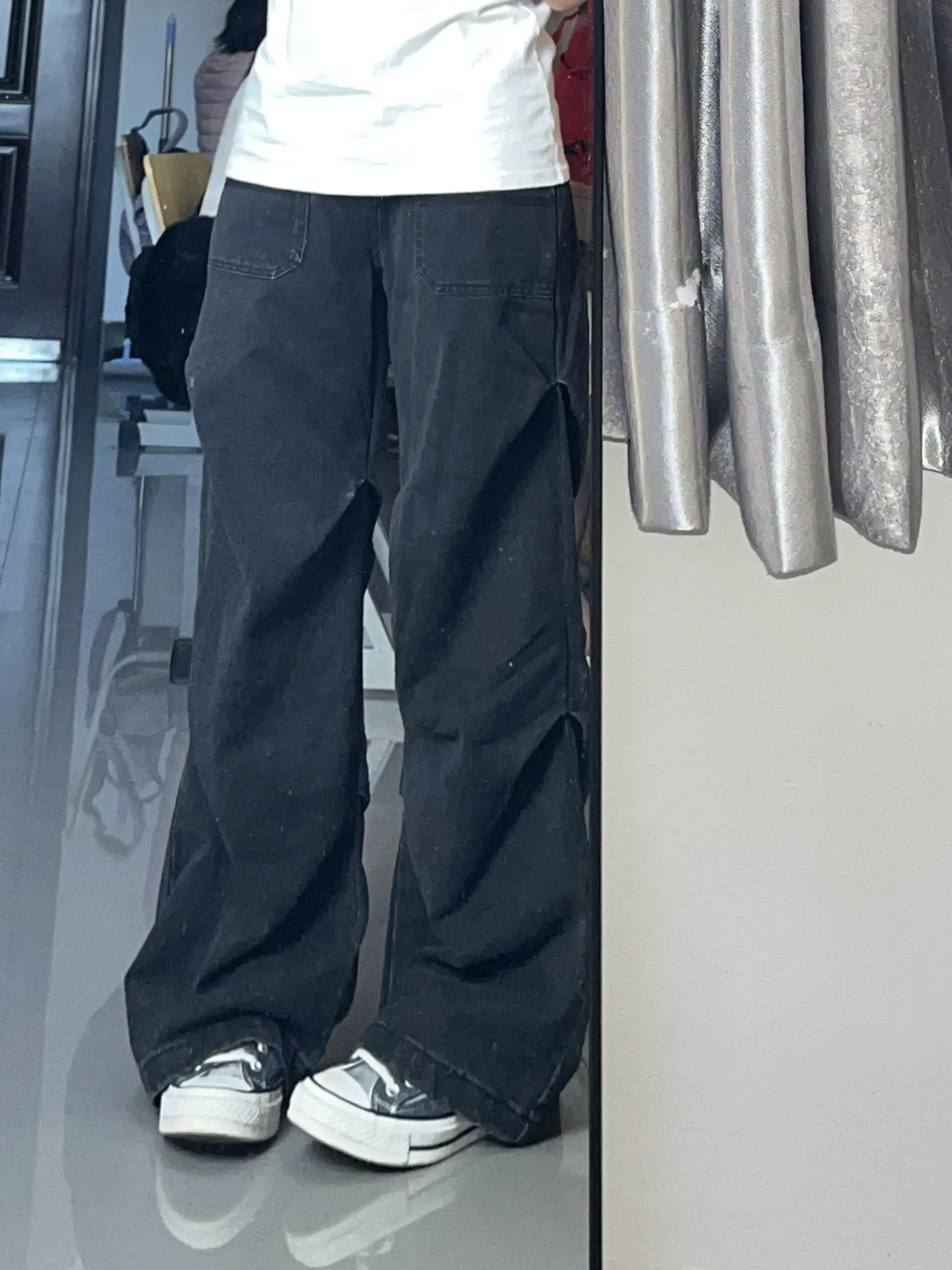 Retro American High Street Pleated Denim Jeans Men's Women's Spring Autumn Washed Dark Pocket Workwear Casual Pants
Retro American High Street Pleated Denim Jeans Men's Women's Spring Autumn Washed Dark Pocket Workwear Casual Pants