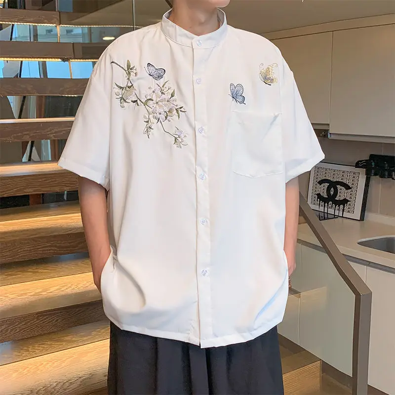 Chinese Style Short Sleeved Shirt Summer Thin Version Trendy Brand with Butterfly Embroidery Loose Ice Silk Casual Wear
Chinese Style Short Sleeved Shirt Summer Thin Version Trendy Brand with Butterfly Embroidery Loose Ice Silk Casual Wear