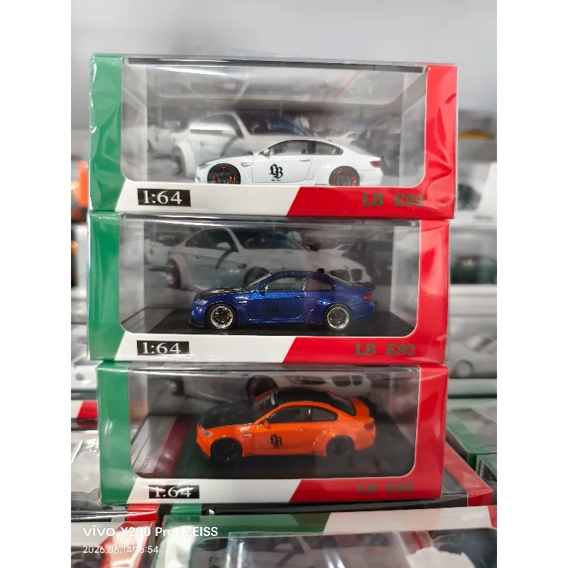 Fine Model 1:64 BMW M3 E92 LB, die cast alloy car model, male gift, adult collectible ornament.
Fine Model 1:64 BMW M3 E92 LB, die cast alloy car model, male gift, adult collectible ornament.
