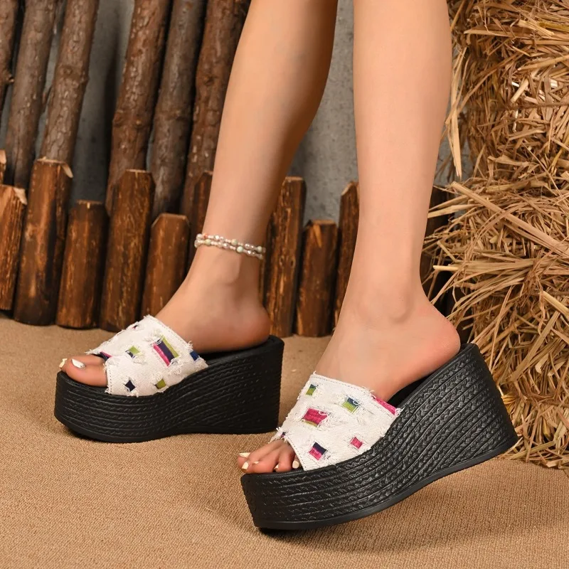 Large-sized 36-43 Casual Denim One-shoulder Flip-flops for Women, New Spring/Summer 2025 Wedge Heel Flip-flops, Womens Shoes
Large-sized 36-43 Casual Denim One-shoulder Flip-flops for Women, New Spring/Summer 2025 Wedge Heel Flip-flops, Womens Shoes