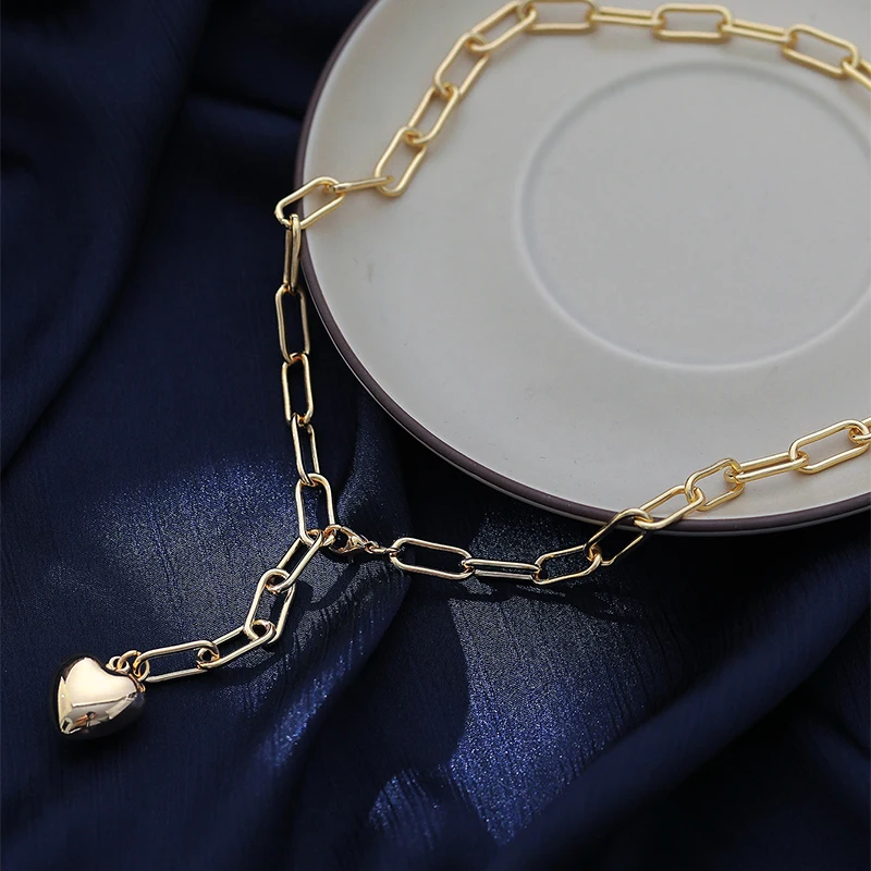 Fashionable Two-Color Y-Shaped Sweater Chain Heart Pendant Necklace Versatile Trendy Classic Simple for Vacation Party Concert
Fashionable Two-Color Y-Shaped Sweater Chain Heart Pendant Necklace Versatile Trendy Classic Simple for Vacation Party Concert