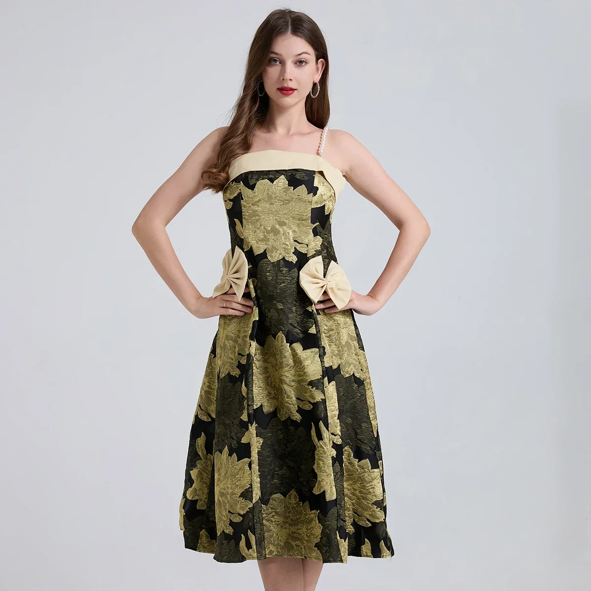 Luxury Floral Jacquard Evening Dress with Pearls, Elegant Straps Party Prom Dress for Women
Luxury Floral Jacquard Evening Dress with Pearls, Elegant Straps Party Prom Dress for Women