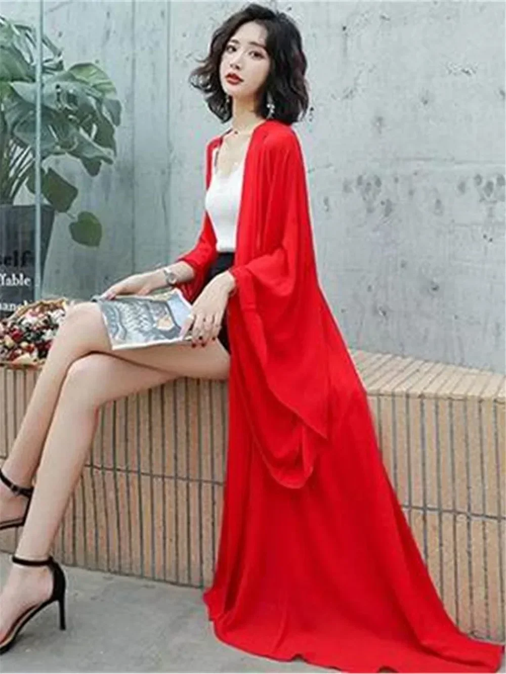 Summer Batwing Sleeve LongChiffon Blouse Shirt Loose Kimono Cardigan White Black Red Kimono Ladies Sun-protective Women Blouse
Summer Batwing Sleeve LongChiffon Blouse Shirt Loose Kimono Cardigan White Black Red Kimono Ladies Sun-protective Women Blouse