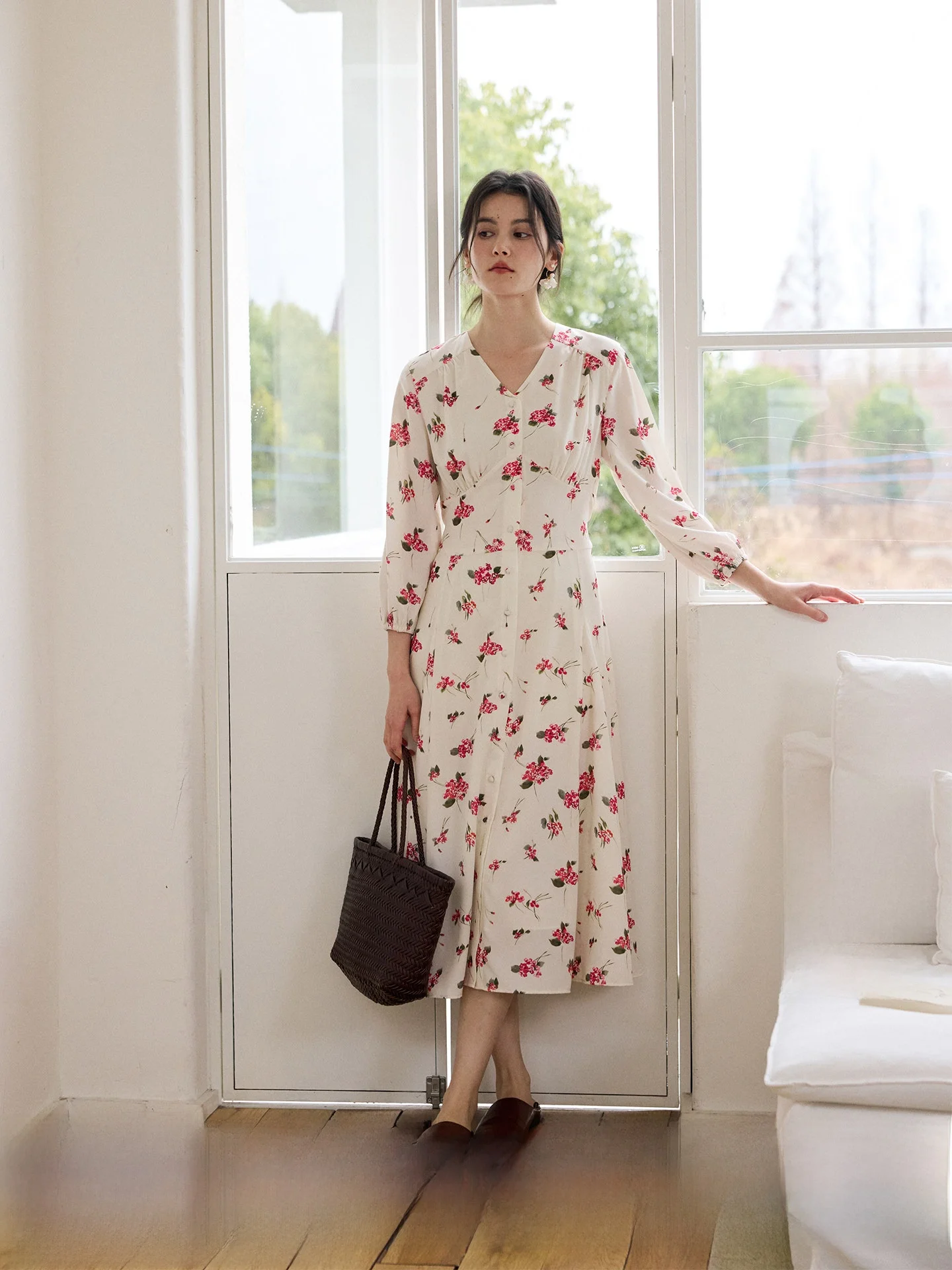 HeyDr Original V-Ne Print Dr Женское весеннее романтическое праздничное платье с завышенной талией, приталенное, с длинными рукавами, во французском стиле, А-силуэт...
HeyDr Original V-Ne Print Dr Женское весеннее романтическое праздничное платье с завышенной талией, приталенное, с длинными рукавами, во французском стиле, А-силуэт...