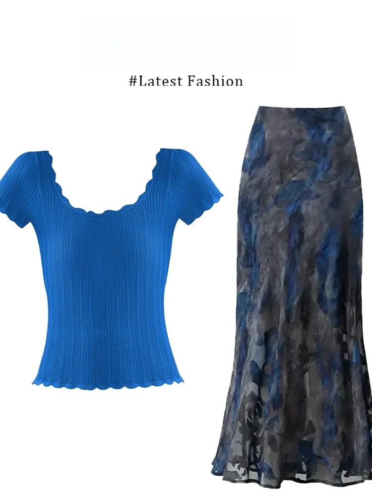 Parkyeon Design Slimming Knitted Short Sleeve T-Shirt Top Blue Floral Half Skirt Two Piece Set Women Casual Summer Outfit
Parkyeon Design Slimming Knitted Short Sleeve T-Shirt Top Blue Floral Half Skirt Two Piece Set Women Casual Summer Outfit