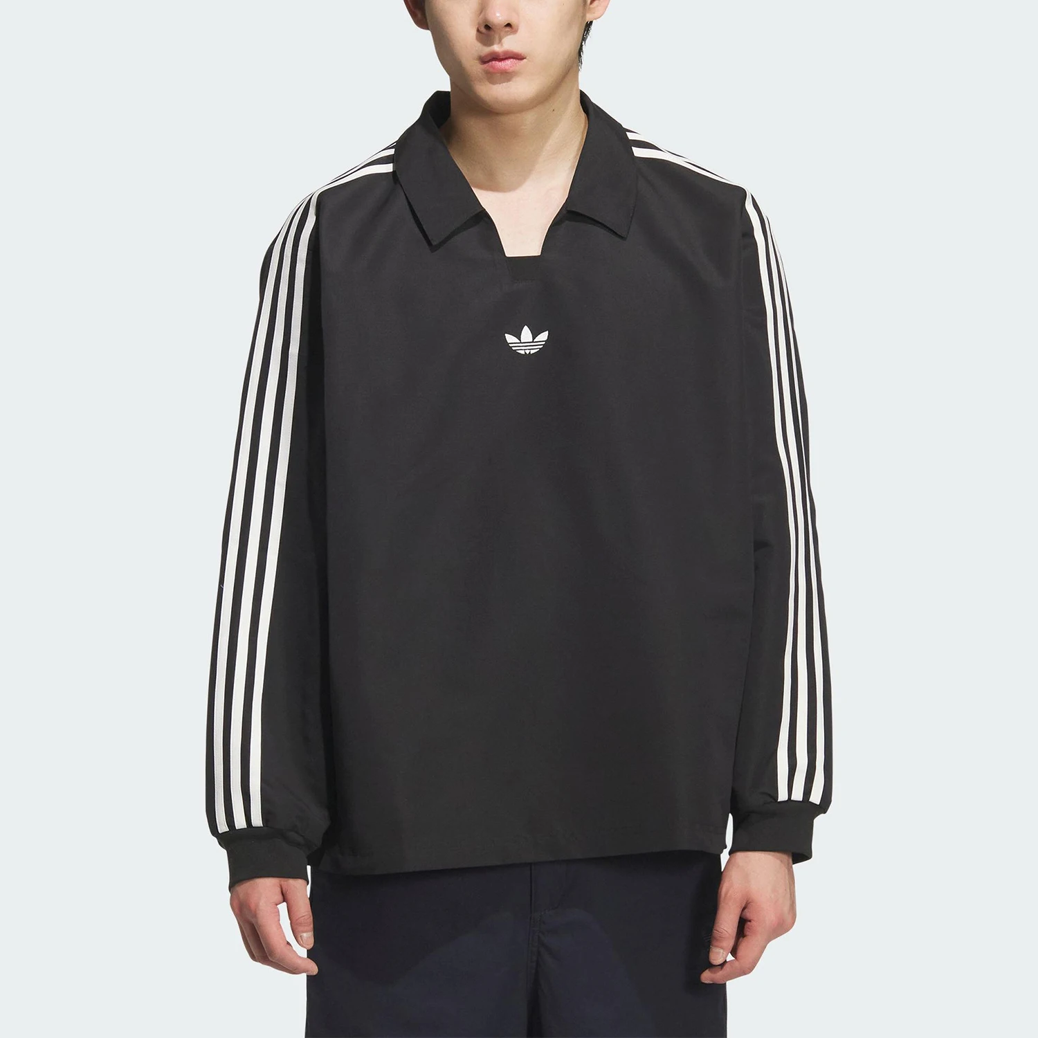 Adidas Originals Trefoil Mens and Womens Crewneck Loose Fit Long Sleeve KF9602
Adidas Originals Trefoil Mens and Womens Crewneck Loose Fit Long Sleeve KF9602