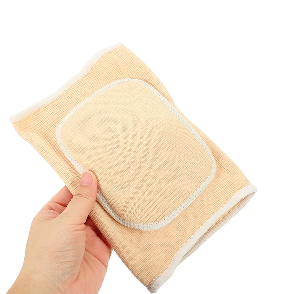 Knee Brace for Men Women Elastic Breathable Knee Support Guard for Sports Jogging Running Volleyball Skate Basketball
Knee Brace for Men Women Elastic Breathable Knee Support Guard for Sports Jogging Running Volleyball Skate Basketball