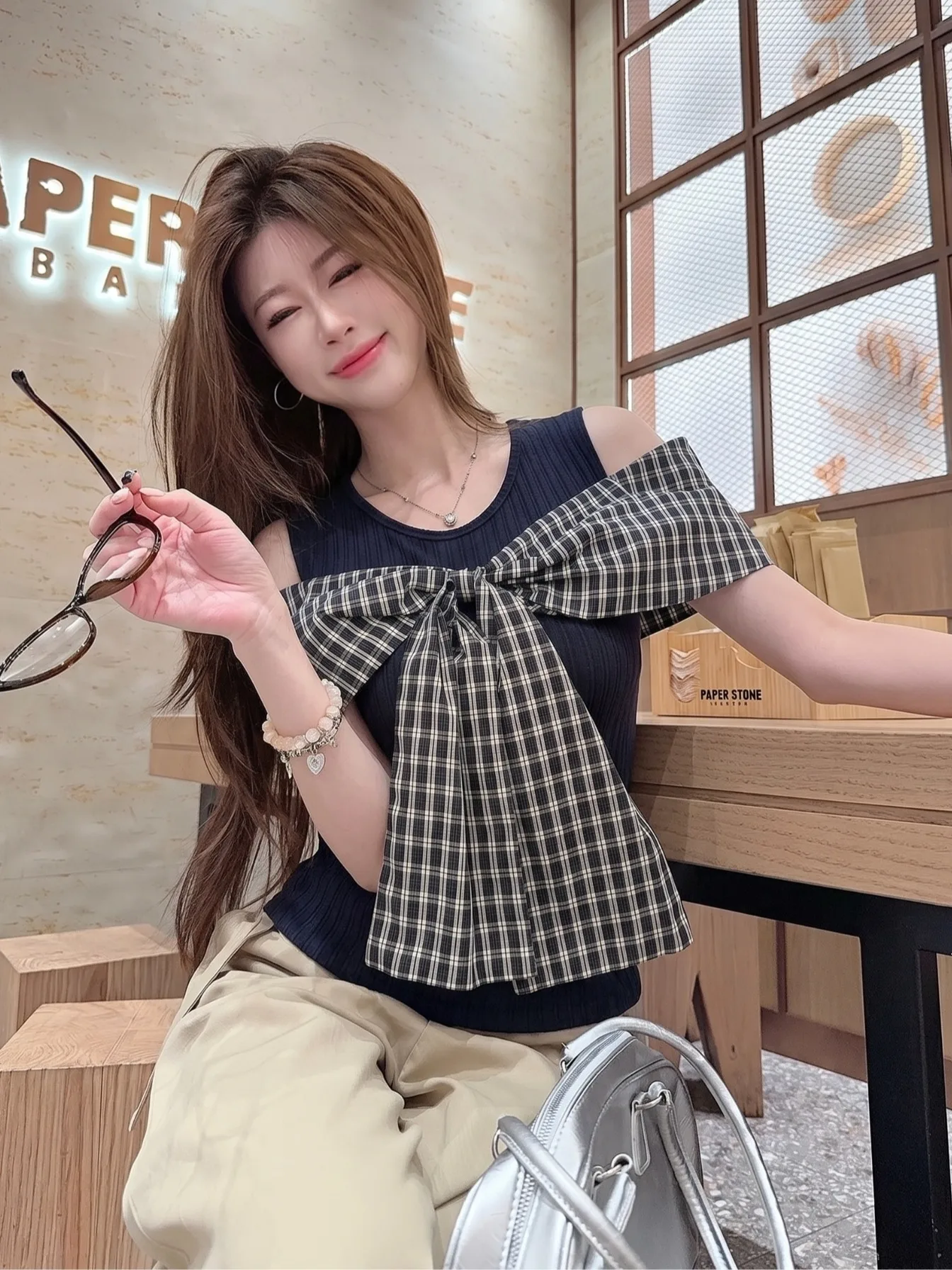 Sweet Style plus Size Women's T-Shirt with Knot Shoulder Bared Plaid Short Sleeve Slim Fit Summer Fashionable Top
Sweet Style plus Size Women's T-Shirt with Knot Shoulder Bared Plaid Short Sleeve Slim Fit Summer Fashionable Top