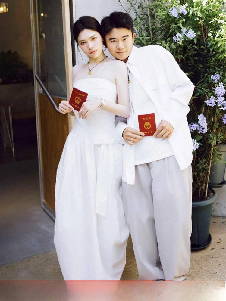 Retro Satin Wedding Dr Engagement Travel Photoaphy Bride White Simple Morning Robe Women Vintage Sle Zipper mid Waist ...
Retro Satin Wedding Dr Engagement Travel Photoaphy Bride White Simple Morning Robe Women Vintage Sle Zipper mid Waist ...