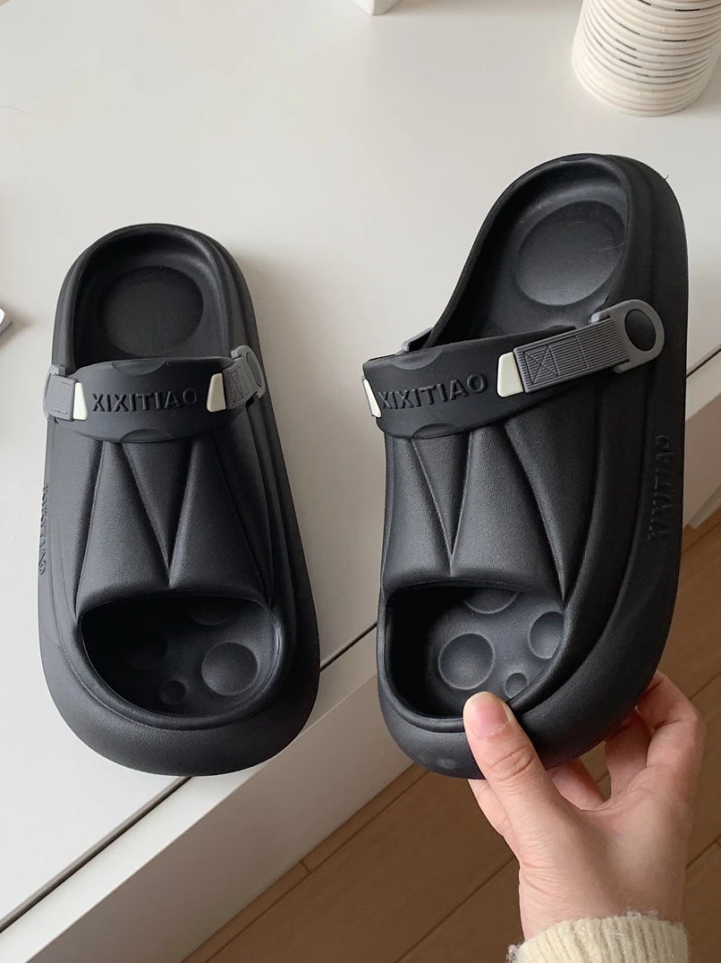 Casual Fashionable Thick-Heeled EVA Slippers Unisex Summer Trendy Flat Sandals Anti-Slip Daily Wear Slip-On Clogs
Casual Fashionable Thick-Heeled EVA Slippers Unisex Summer Trendy Flat Sandals Anti-Slip Daily Wear Slip-On Clogs