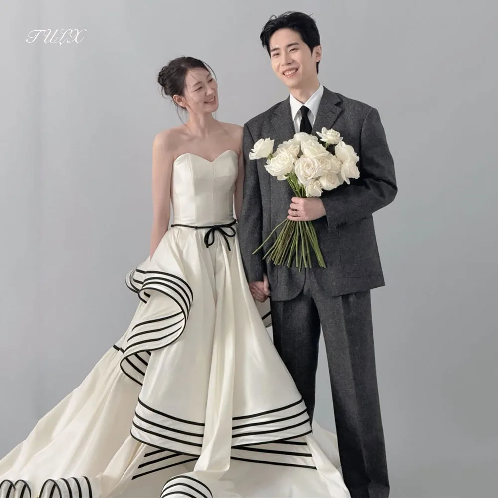 TULX Ivory A-line Satin Wedding Dresses Korea Photo Shoot Strapless Sleeveless Long Bridal Gown Corset Customized 웨딩드레스 2026
TULX Ivory A-line Satin Wedding Dresses Korea Photo Shoot Strapless Sleeveless Long Bridal Gown Corset Customized 웨딩드레스 2026