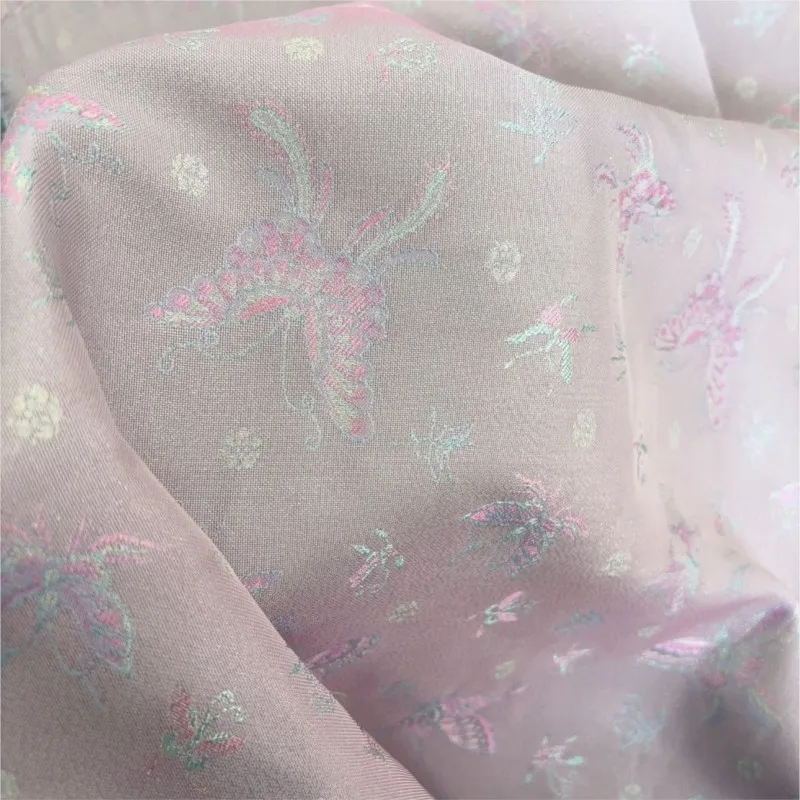 A traditional Chinese-style waistcoat cheongsam dress Hanfu and ancient costume made of blend purple silk jacquard fabric
A traditional Chinese-style waistcoat cheongsam dress Hanfu and ancient costume made of blend purple silk jacquard fabric