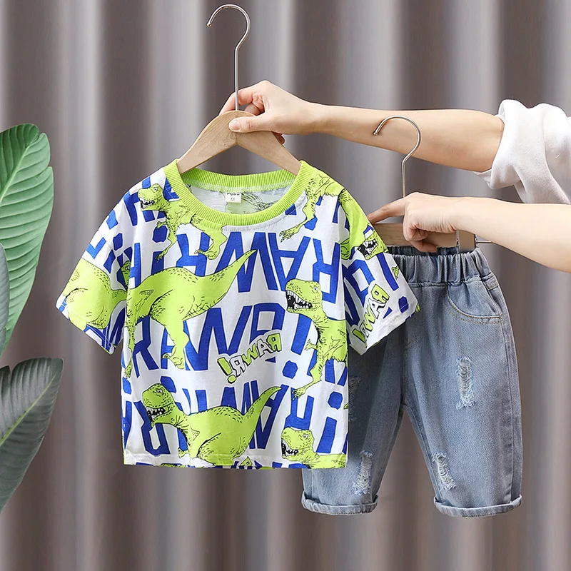 Boy dinosaur suit spring and autumn summer new children's fashion 2 year old baby little children's wear boys summer sportswear
Boy dinosaur suit spring and autumn summer new children's fashion 2 year old baby little children's wear boys summer sportswear