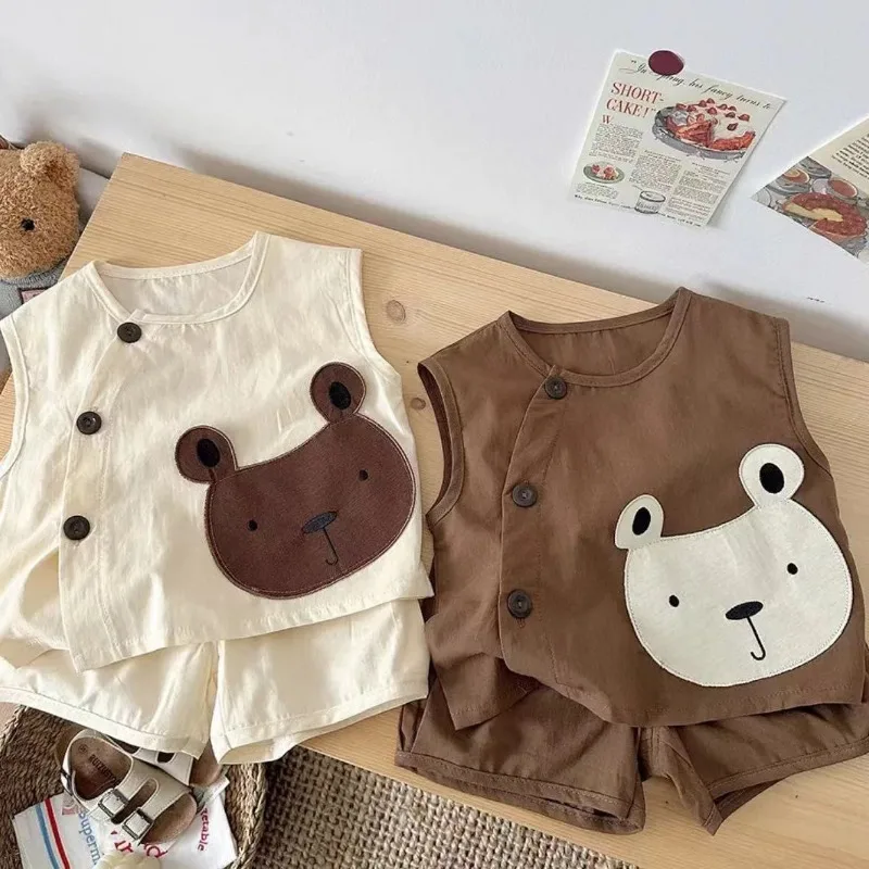 2025 Summer Children's Clothes Set Cartoon Bear Diagonal Buckle Vest And Shorts Boys 2Pcs Girls Cute Pure Cotton Outfit
2025 Summer Children's Clothes Set Cartoon Bear Diagonal Buckle Vest And Shorts Boys 2Pcs Girls Cute Pure Cotton Outfit