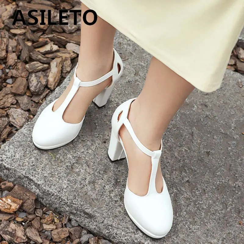 ASILETO Sexy Female Sandals Round Toe Buckle T-Strap Block Heels 9cm Platform Plus Size 41 42 43 Fashion Dating Party Shoes
ASILETO Sexy Female Sandals Round Toe Buckle T-Strap Block Heels 9cm Platform Plus Size 41 42 43 Fashion Dating Party Shoes