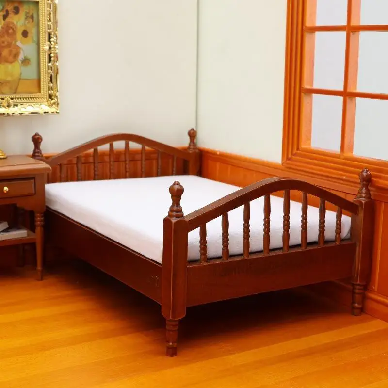 1:12 Miniature Dollhouse Mini Furniture European Bed Single Bedroom Scene Prop
1:12 Miniature Dollhouse Mini Furniture European Bed Single Bedroom Scene Prop