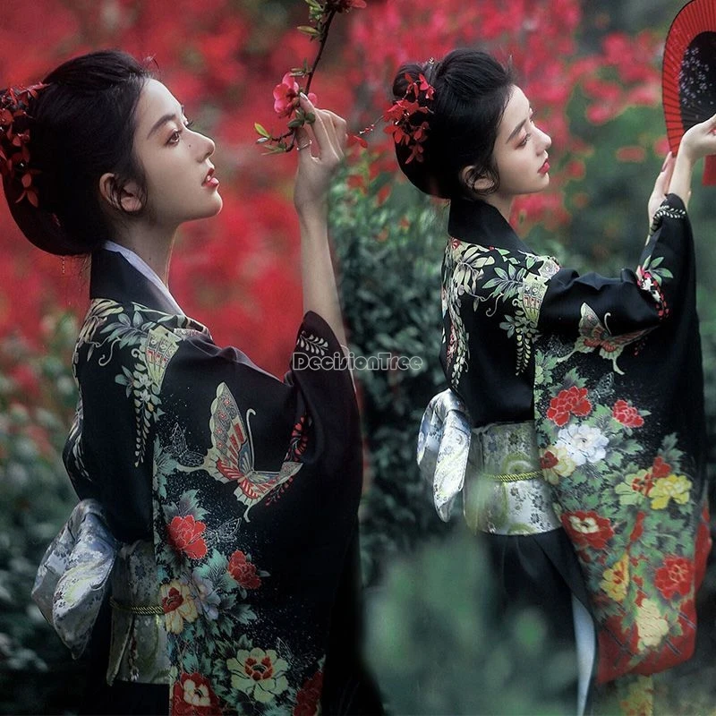 2024 japanese style traditional kimono women's formal traditional japanese kimono photography retro black daily bathrobe
2024 japanese style traditional kimono women's formal traditional japanese kimono photography retro black daily bathrobe