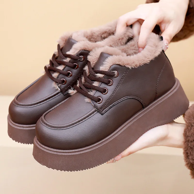 Women's Winter Cotton Fleece Lined Leather Women's winter cotton boots, women's shoes, fleece momCasual Versatile Warm Mom Shoes
Women's Winter Cotton Fleece Lined Leather Women's winter cotton boots, women's shoes, fleece momCasual Versatile Warm Mom Shoes