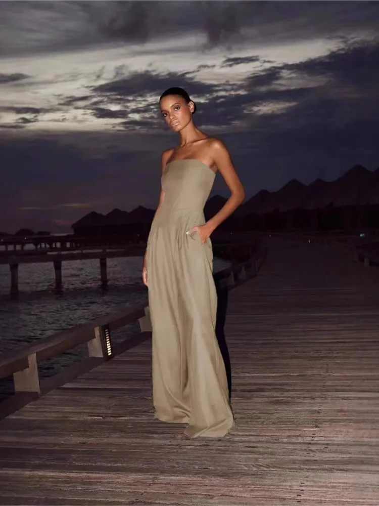 Elegant Off Shoulder Sleeveless Solid Color Sleeveless Lace Up Jumpsuit New Fashionable Women's Sexy Slim Fit Loose Leg Pants
Elegant Off Shoulder Sleeveless Solid Color Sleeveless Lace Up Jumpsuit New Fashionable Women's Sexy Slim Fit Loose Leg Pants