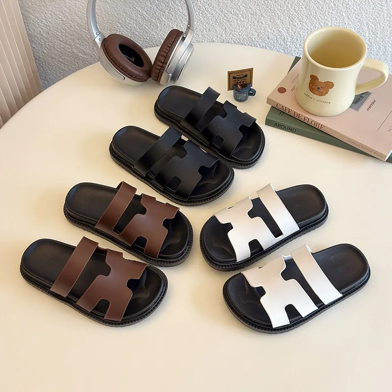 new children's mesh beach sandals for boys and girls, flat bottomed non slip sandals, summer fashionable outdoor dual-use shoes
new children's mesh beach sandals for boys and girls, flat bottomed non slip sandals, summer fashionable outdoor dual-use shoes