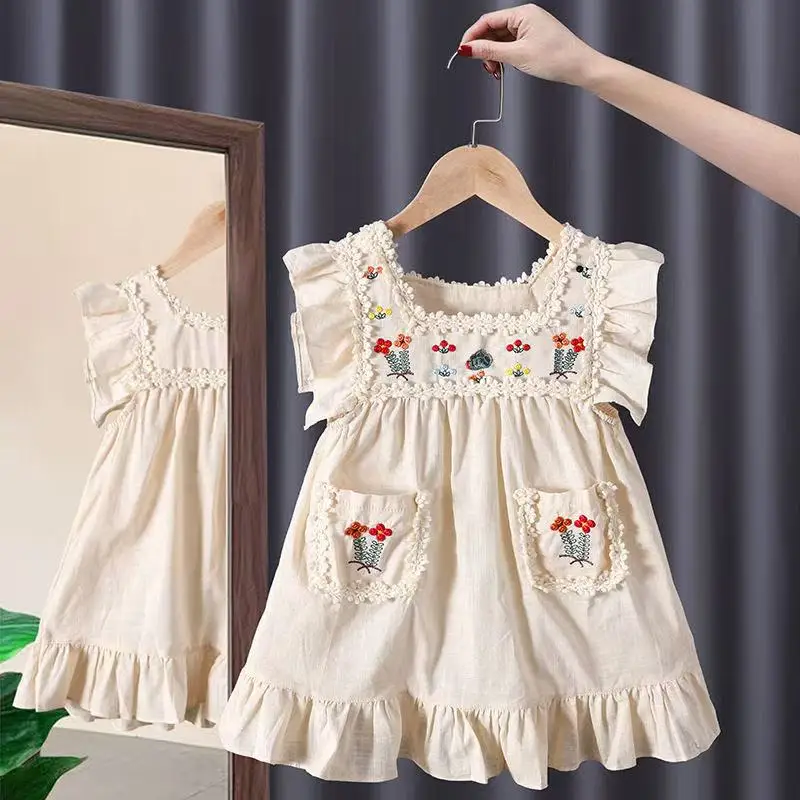 Embroidered Ruffle Edge Dress Sleeveless Lace Round Neck Pocket Dress Kids Clothes
Embroidered Ruffle Edge Dress Sleeveless Lace Round Neck Pocket Dress Kids Clothes